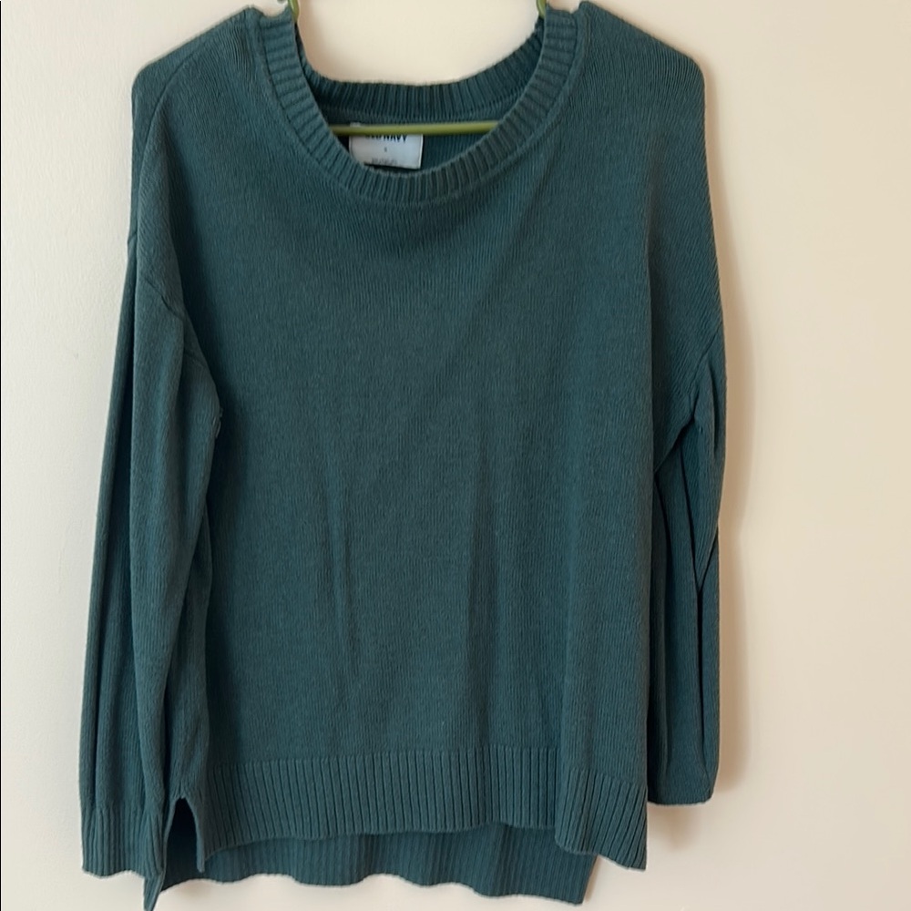 Old Navy Green Crew Neck Sweater with Long Sleeves